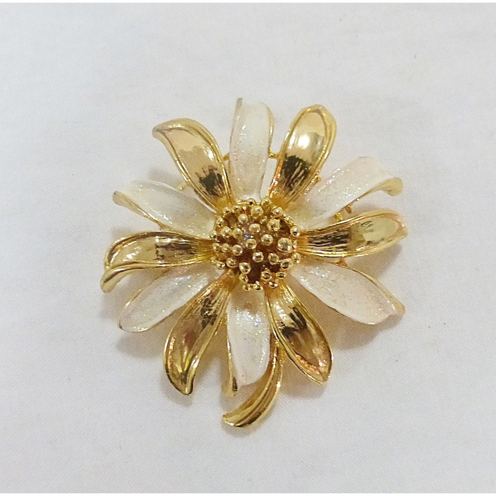 Vintage flower brooch pin gold tone enamel‎ floral